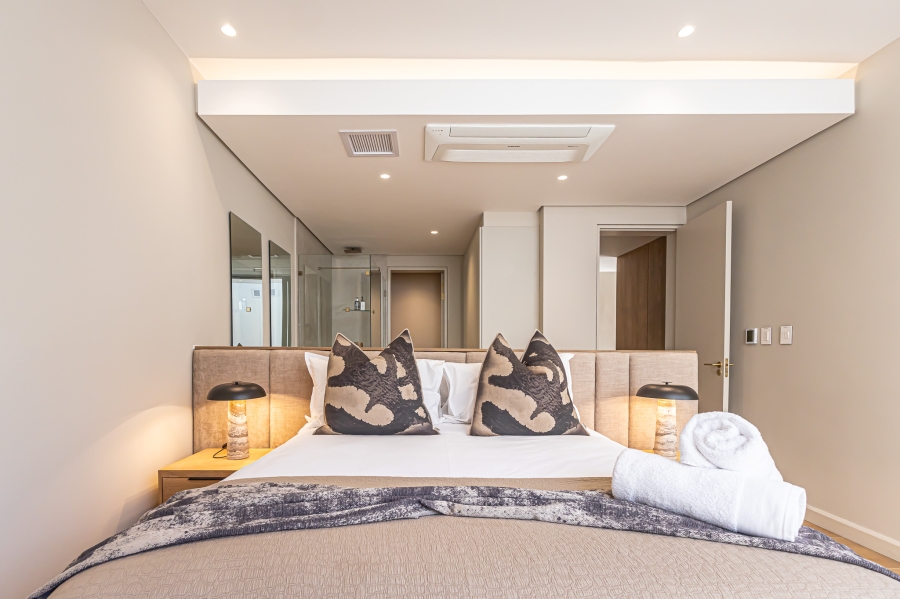 To Let 4 Bedroom Property for Rent in Fresnaye Western Cape